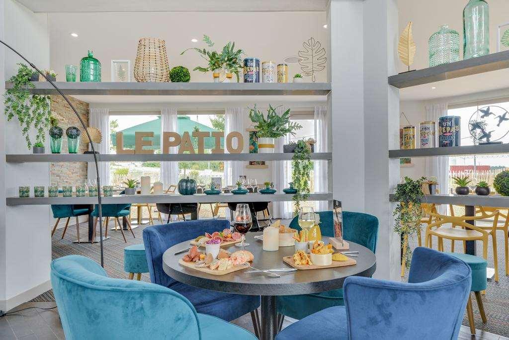 Brit Hotel Au Pays De Vitre Etrelles Restaurant photo
